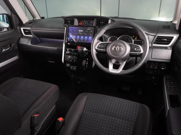 Toyota Roomy I Рестайлинг с пробегом 2021 года, цена 1 961 000 рублей, 24388 км, микровэн, Автокод Объявления