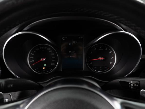 Mercedes-Benz C-Класс IV (W205) Рестайлинг с пробегом 2018 года, цена 2 648 000 рублей, 105320 км, седан, Автокод Объявления