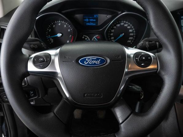 Ford Focus III с пробегом 2013 года, цена 880 000 рублей, 194663 км, хэтчбек, Автокод Объявления