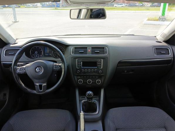 Volkswagen Jetta VI Рестайлинг с пробегом 2014 года, цена 812 000 рублей, 233956 км, седан, Автокод Объявления