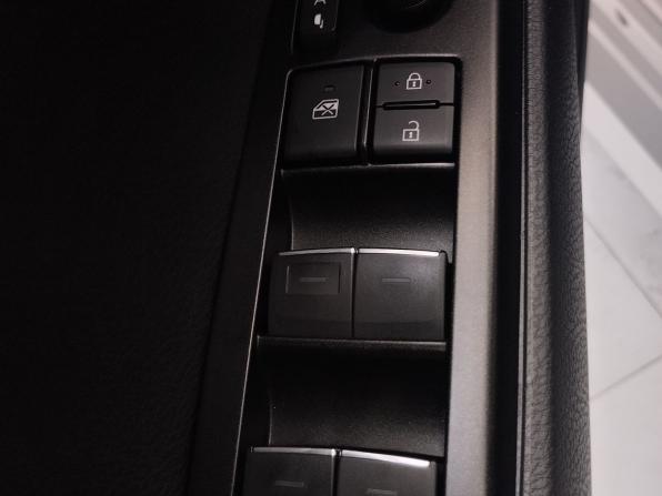 Toyota Camry VIII (XV70) Рестайлинг с пробегом 2021 года, цена 2 990 000 рублей, 88574 км, седан, Автокод Объявления