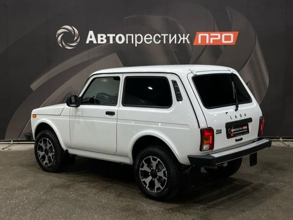 Lada (ВАЗ) Niva Legend с пробегом 2024 года, цена 1 099 000 рублей, 15642 км, внедорожник, Автокод Объявления