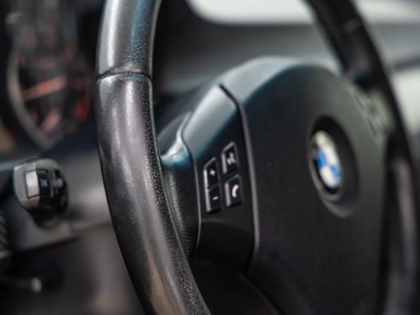 BMW 3 серии V (E90/E91/E92/E93) Рестайлинг с пробегом 2009 года, цена 998 000 рублей, 255817 км, седан, Автокод Объявления