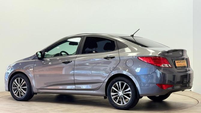 Hyundai Solaris I Рестайлинг с пробегом 2016 года, цена 1 050 000 рублей, 169799 км, седан, Автокод Объявления