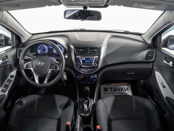 Hyundai Solaris I Рестайлинг с пробегом 2015 года, цена 849 500 рублей, 208845 км, хэтчбек, Автокод Объявления