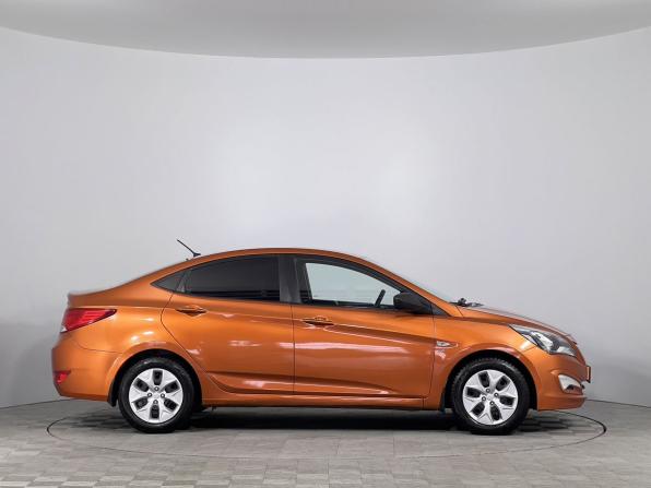Hyundai Solaris I Рестайлинг с пробегом 2015 года, цена 870 000 рублей, 198000 км, седан, Автокод Объявления