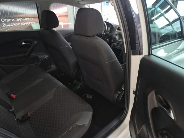 Volkswagen Polo V Рестайлинг с пробегом 2019 года, цена 1 249 000 рублей, 124886 км, седан, Автокод Объявления