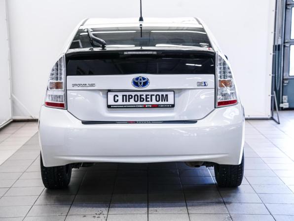 Toyota Prius III (XW30) с пробегом 2011 года, цена 919 000 рублей, 221470 км, лифтбек, Автокод Объявления