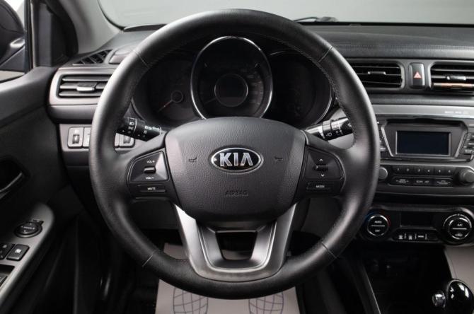 Kia Rio III с пробегом 2015 года, цена 1 019 000 рублей, 154000 км, седан, Автокод Объявления
