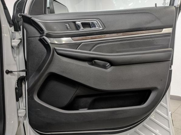 Ford Explorer V Рестайлинг 2 с пробегом 2018 года, цена 3 300 000 рублей, 97302 км, внедорожник, Автокод Объявления