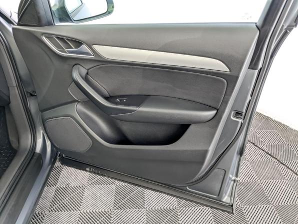 Audi Q3 I (8U) Рестайлинг с пробегом 2015 года, цена 2 005 000 рублей, 88475 км, внедорожник, Автокод Объявления