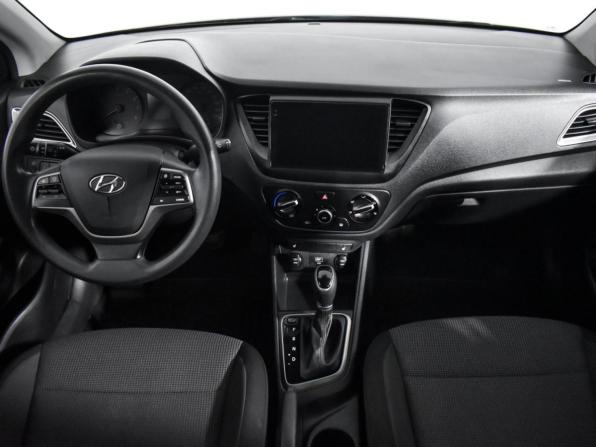 Hyundai Solaris II с пробегом 2019 года, цена 1 270 000 рублей, 98886 км, седан, Автокод Объявления