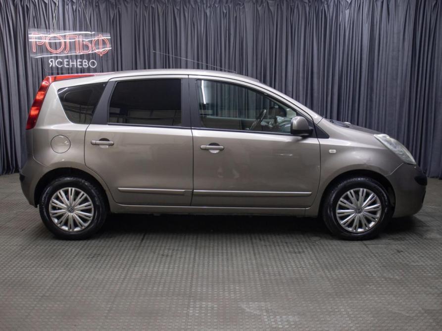 Nissan Note I Москва  - изображение 4