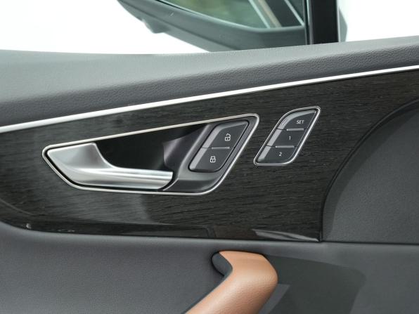 Audi Q7 II (4M) Рестайлинг с пробегом 2021 года, цена 4 200 000 рублей, 111700 км, внедорожник, Автокод Объявления