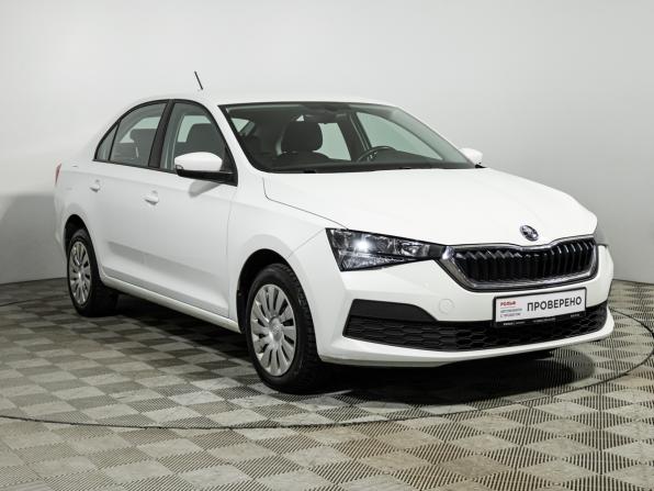 Skoda Rapid II с пробегом 2022 года, цена 1 648 000 рублей, 50590 км, лифтбек, Автокод Объявления