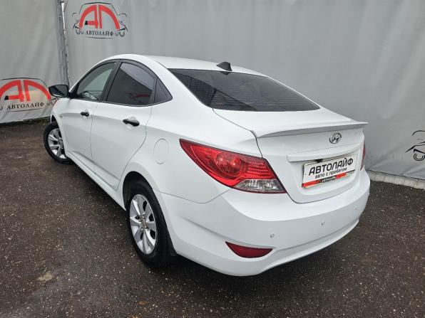 Hyundai Solaris I с пробегом 2011 года, цена 579 000 рублей, 203228 км, седан, Автокод Объявления