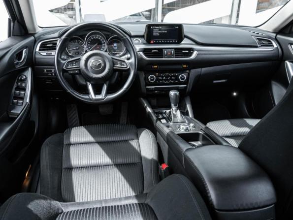 Mazda 6 III (GJ) Рестайлинг с пробегом 2017 года, цена 2 467 000 рублей, 46774 км, седан, Автокод Объявления