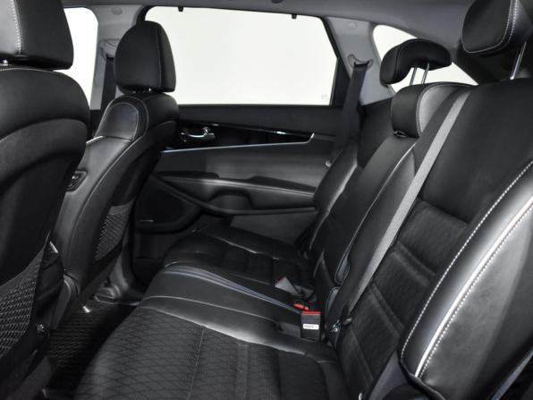 Kia Sorento III Prime Рестайлинг с пробегом 2018 года, цена 2 139 000 рублей, 232768 км, внедорожник, Автокод Объявления