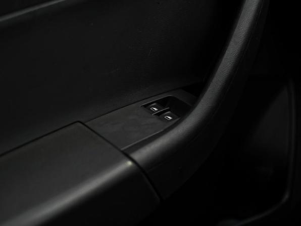 Skoda Rapid I с пробегом 2015 года, цена 550 000 рублей, 386060 км, лифтбек, Автокод Объявления