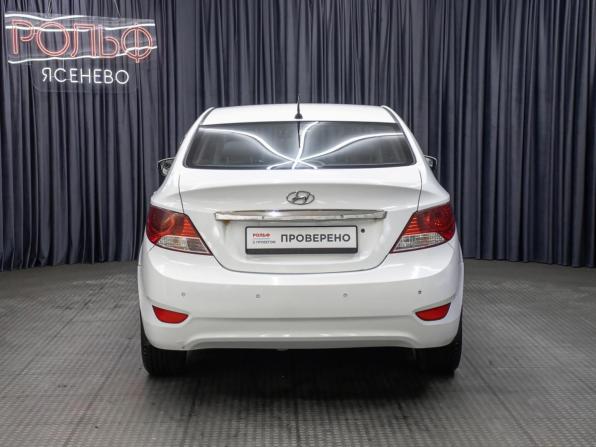 Hyundai Solaris I с пробегом 2011 года, цена 550 000 рублей, 234295 км, седан, Автокод Объявления