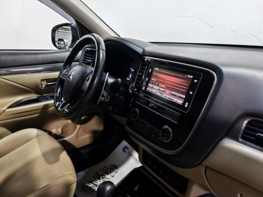 Mitsubishi Outlander III Рестайлинг 3 Курск  - изображение 6
