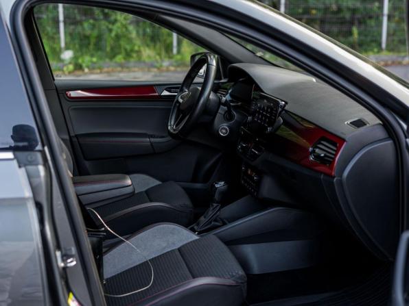 Volkswagen Polo VI с пробегом 2021 года, цена 1 670 000 рублей, 74546 км, лифтбек, Автокод Объявления