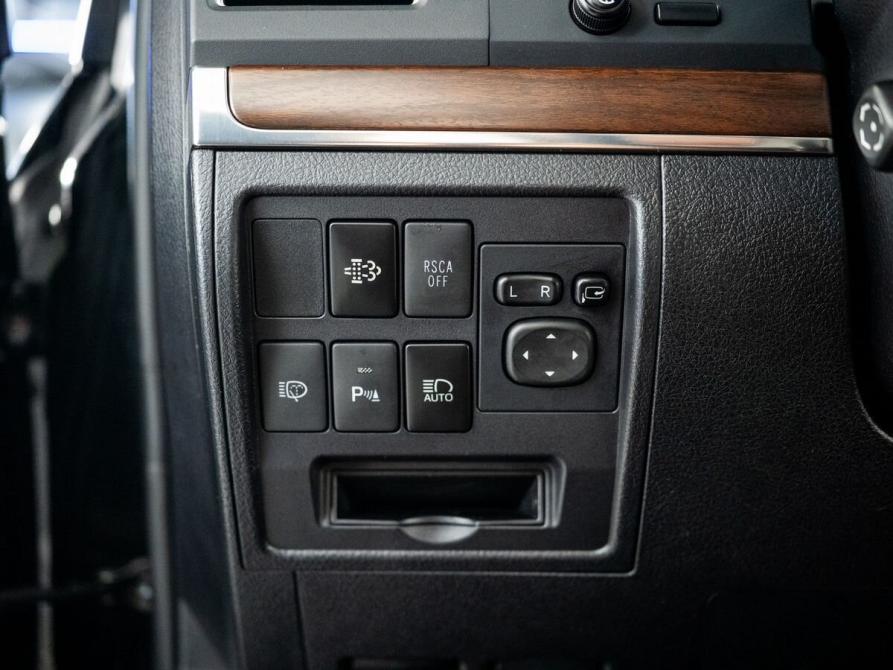 Toyota Land Cruiser 200 Series Рестайлинг 2 Иркутск  - изображение 15