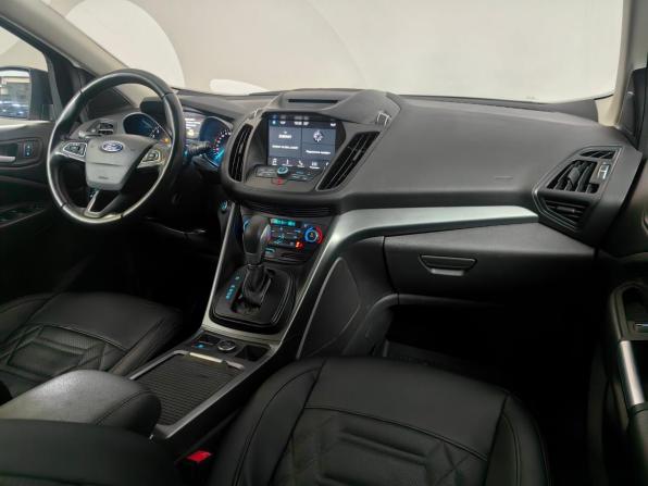 Ford Kuga II Рестайлинг с пробегом 2019 года, цена 1 615 000 рублей, 89764 км, внедорожник, Автокод Объявления