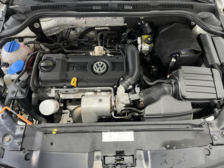 Volkswagen Jetta VI Курск  - изображение 18
