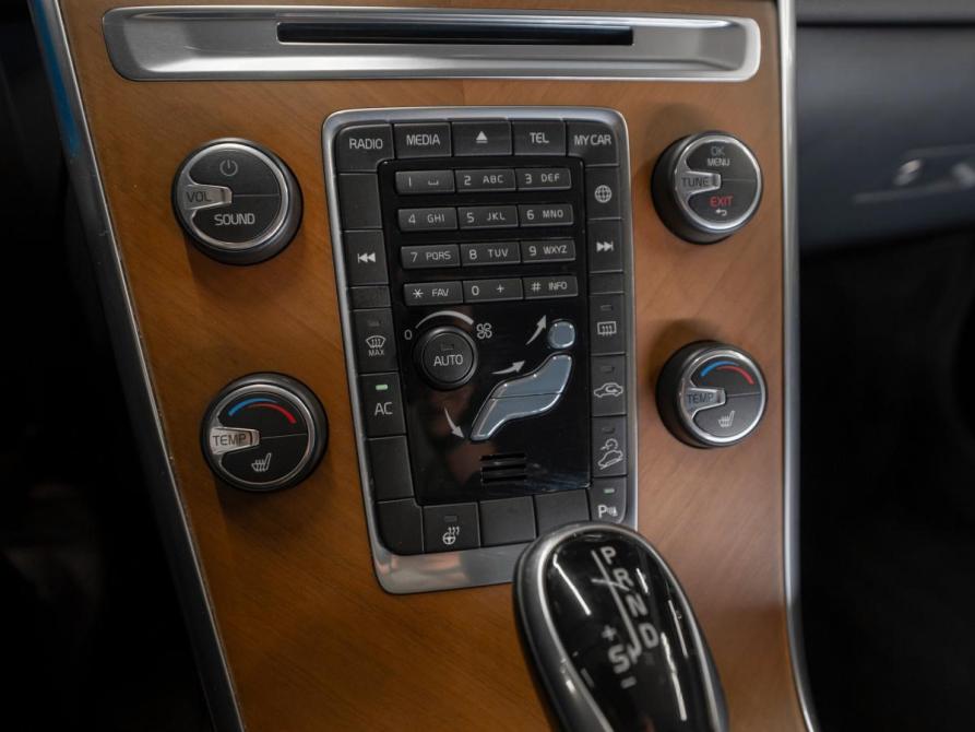 Volvo XC60 I Рестайлинг Москва  - изображение 19