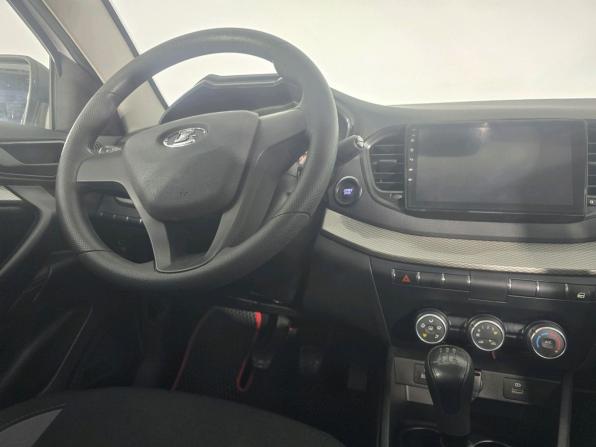 Lada (ВАЗ) Vesta I Рестайлинг (NG) с пробегом 2023 года, цена 1 230 000 рублей, 29800 км, седан, Автокод Объявления