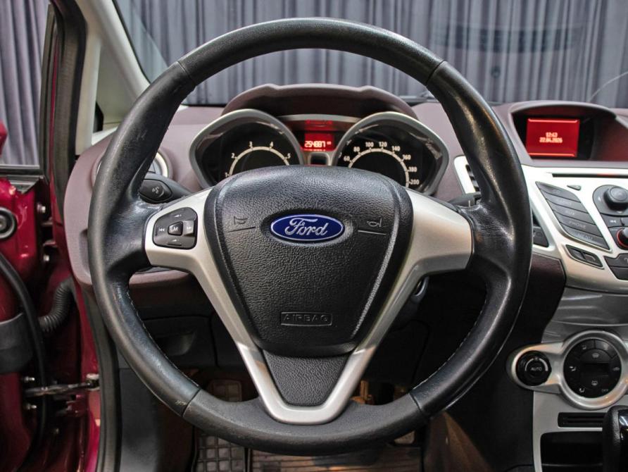 Ford Fiesta Mk6 Москва  - изображение 16