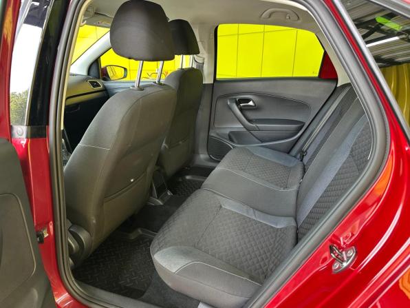 Volkswagen Polo V Рестайлинг с пробегом 2019 года, цена 1 349 000 рублей, 64993 км, седан, Автокод Объявления