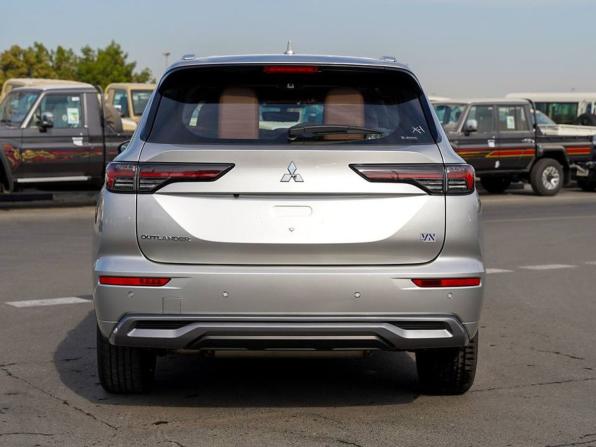 Новый Mitsubishi Outlander IV Рестайлинг 2026 года, цена 7 090 000 рублей, внедорожник, Автокод Объявления