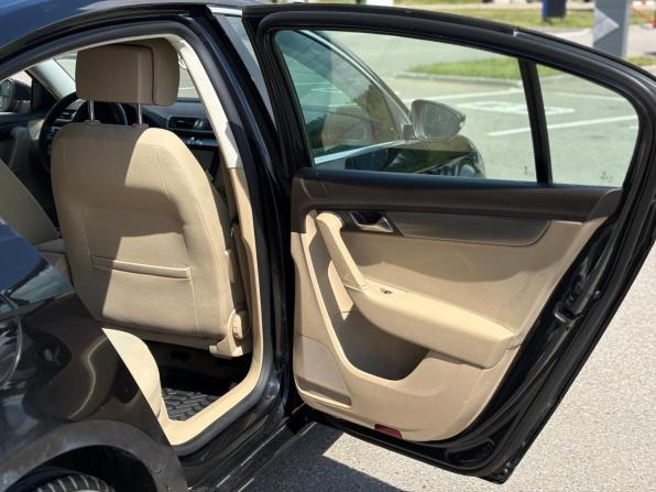 Volkswagen Passat B7 с пробегом 2012 года, цена 785 000 рублей, 290865 км, седан, Автокод Объявления
