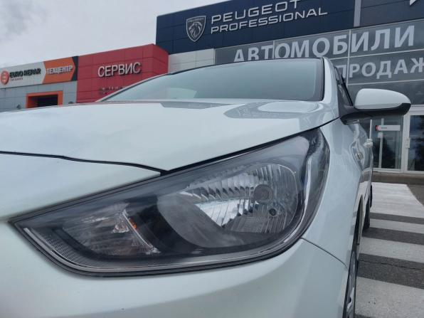 Hyundai Solaris II с пробегом 2019 года, цена 1 210 000 рублей, 137000 км, седан, Автокод Объявления