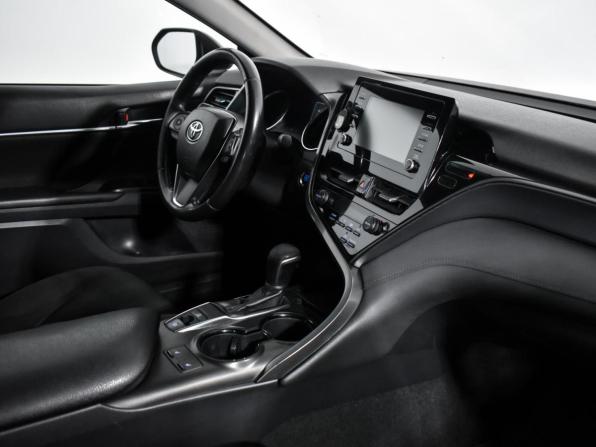 Toyota Camry VIII (XV70) Рестайлинг с пробегом 2021 года, цена 1 967 900 рублей, 143059 км, седан, Автокод Объявления