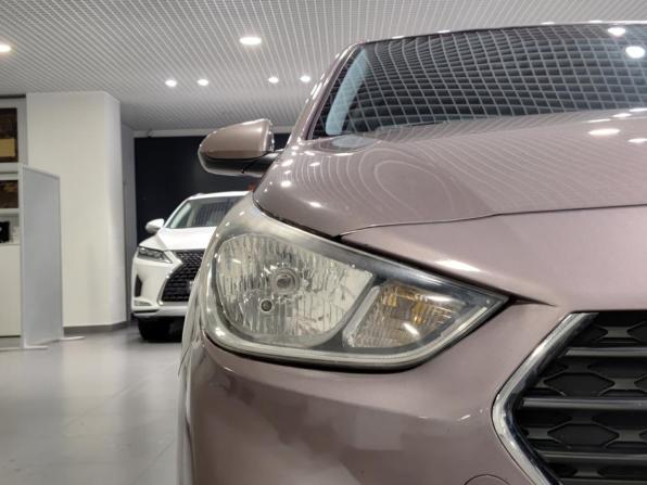 Hyundai Solaris II с пробегом 2019 года, цена 1 117 000 рублей, 125467 км, седан, Автокод Объявления
