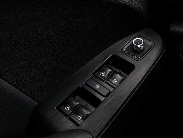 Haval Jolion I Рестайлинг с пробегом 2023 года, цена 1 920 000 рублей, 38015 км, внедорожник, Автокод Объявления