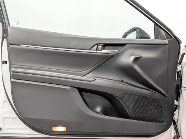 Toyota Camry VIII (XV70) Рестайлинг с пробегом 2021 года, цена 3 225 000 рублей, 47174 км, седан, Автокод Объявления