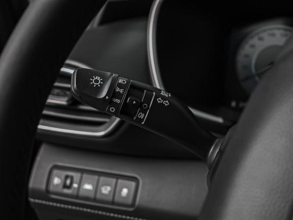 Hyundai Santa Fe IV Рестайлинг с пробегом 2021 года, цена 3 899 000 рублей, 73550 км, внедорожник, Автокод Объявления