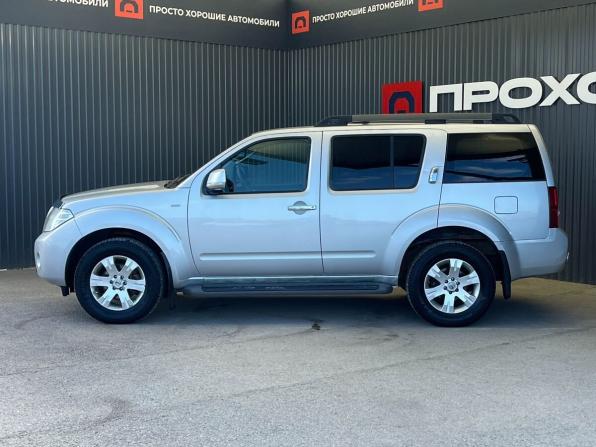 Nissan Pathfinder III Рестайлинг с пробегом 2010 года, цена 1 047 000 рублей, 280666 км, внедорожник, Автокод Объявления