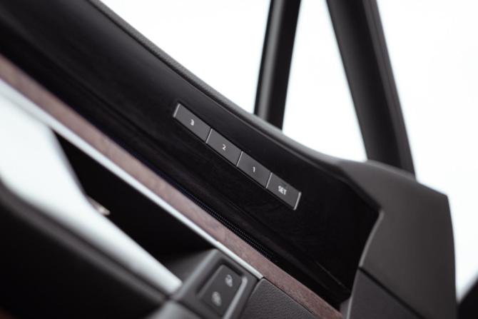 Volkswagen Touareg III с пробегом 2019 года, цена 4 799 700 рублей, 139885 км, внедорожник, Автокод Объявления
