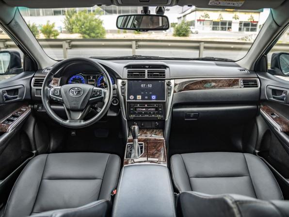Toyota Camry VII (XV50) Рестайлинг 2 с пробегом 2017 года, цена 2 498 000 рублей, 72592 км, седан, Автокод Объявления