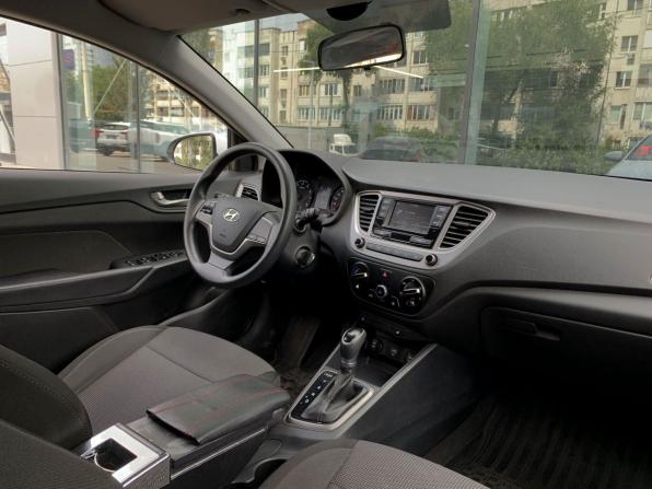 Hyundai Solaris II с пробегом 2020 года, цена 1 447 000 рублей, 97000 км, седан, Автокод Объявления