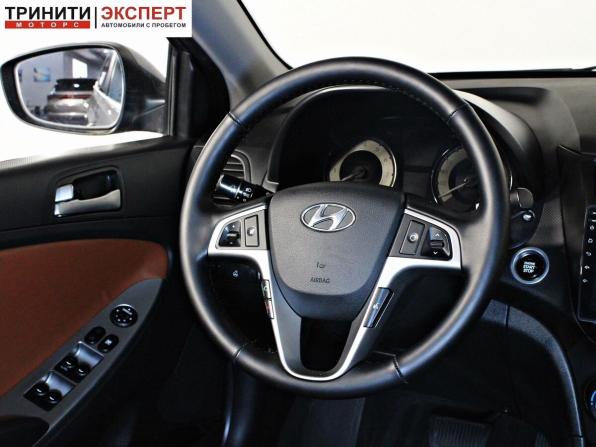 Hyundai Solaris I Рестайлинг с пробегом 2015 года, цена 1 067 000 рублей, 104921 км, седан, Автокод Объявления