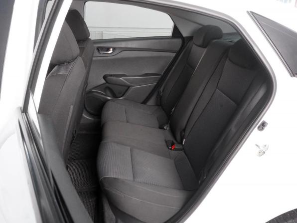 Hyundai Solaris II Рестайлинг с пробегом 2021 года, цена 1 559 000 рублей, 117731 км, седан, Автокод Объявления
