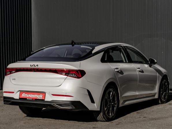 Kia K5 III с пробегом 2022 года, цена 2 510 000 рублей, 49722 км, седан, Автокод Объявления