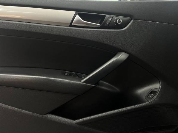 Volkswagen Passat (North America and China) I с пробегом 2014 года, цена 1 249 900 рублей, 232000 км, седан, Автокод Объявления