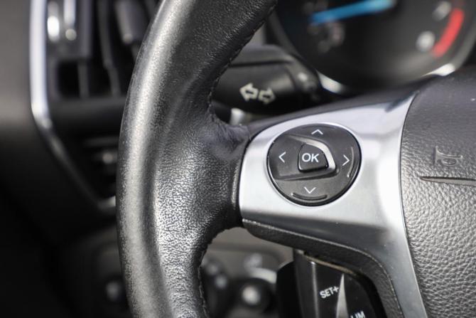 Ford Kuga II с пробегом 2013 года, цена 1 349 000 рублей, 164330 км, внедорожник, Автокод Объявления